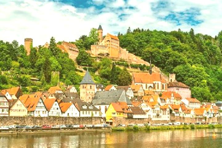 Piper, 32 — Escort in Hirschhorn, Germany