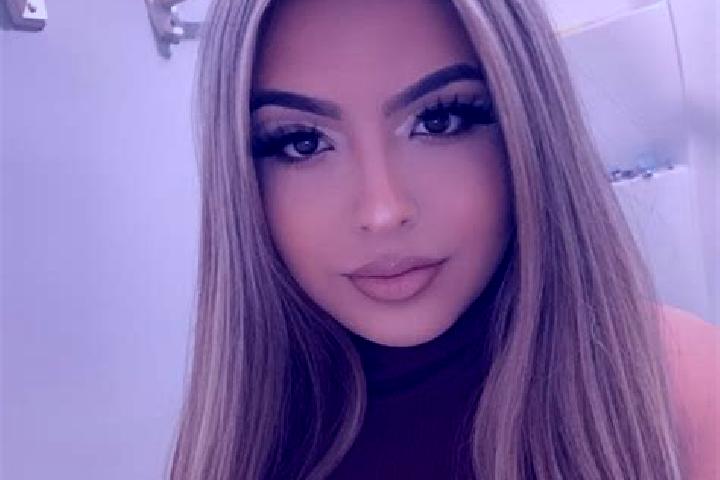 Piper, 33, a blonde grey-eyed latina companion based in Desemboque. Offering A-Level, CIM, Striptease, Prostate Massage, Couples. Available for incall and ou...