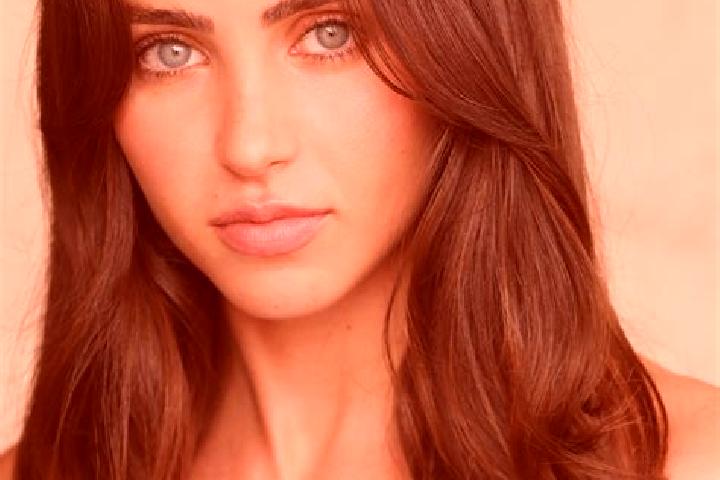 Piper, 33, a brunette dark-eyed indian companion based in Silca. Offering Overnight, Domination, A-Level, Girlfriend Experience. Available for incall and out...