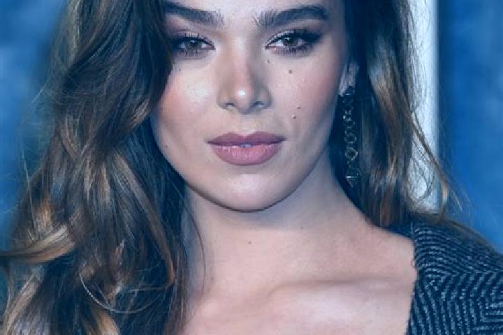 Piper, 33, a brunette grey-eyed caucasian companion based in Czarnowasy. Offering 69, Deep French Kissing, Striptease, A-Level. Available for incall and outc...