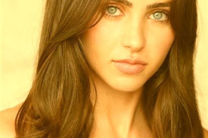 Piper, 33, a red brown-eyed latina companion based in Mis. Offering Massage, Striptease, 69, Girlfriend Experience, Couples. Available for incall and outcall...