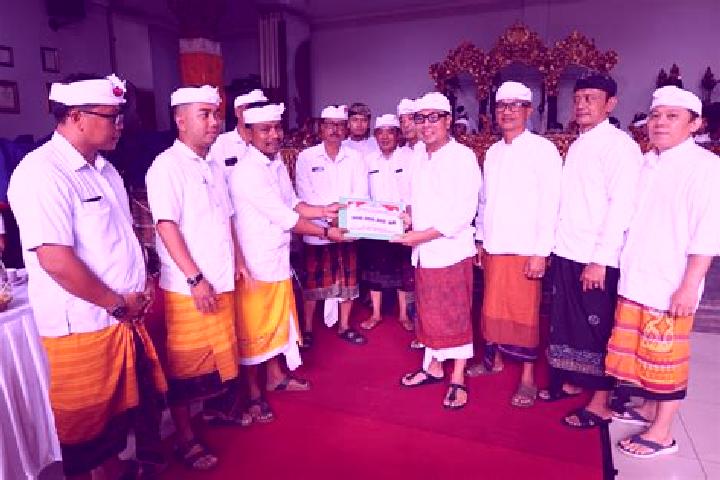 Piper, 33 — Escort in Banjar Taro Kelod, Indonesia