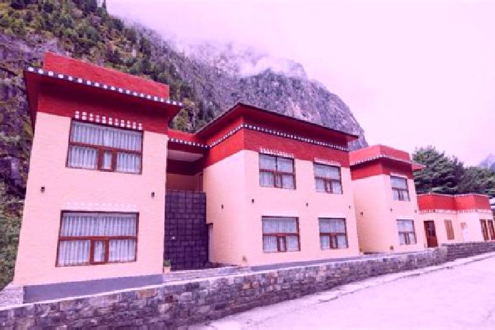 Piper, 33 — Escort in Chame, Nepal