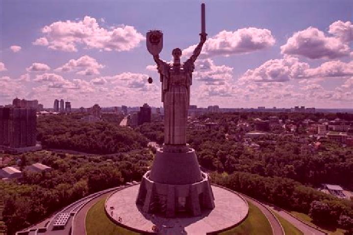 Piper, 33 — Escort in Pivdennyi Hirnycho-Zbahachuvalnyi Kombinat, Ukraine