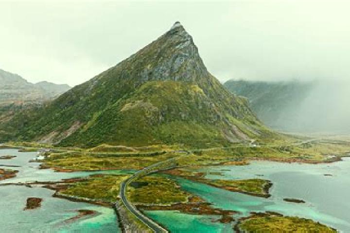 Piper, 33 — Escort in Trofors, Norway