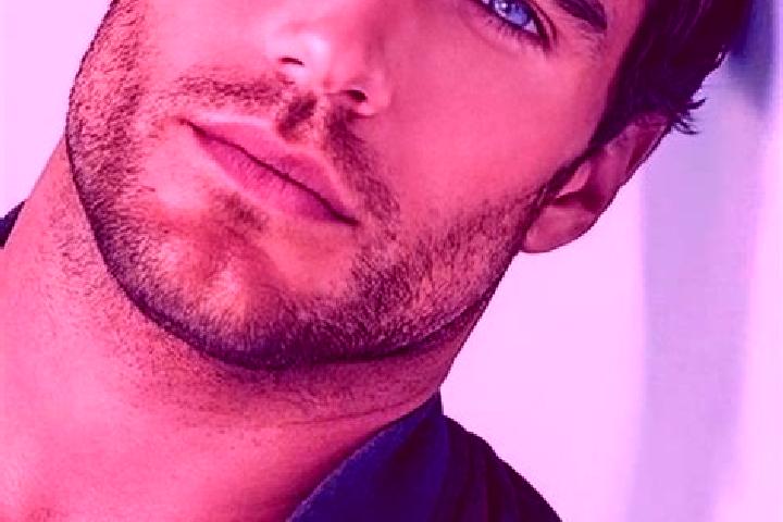 Piper, 34, a black blue-eyed mediterranean companion based in Roxel. Offering CIM, Overnight. Available for incall and outcall, overnight bookings available.