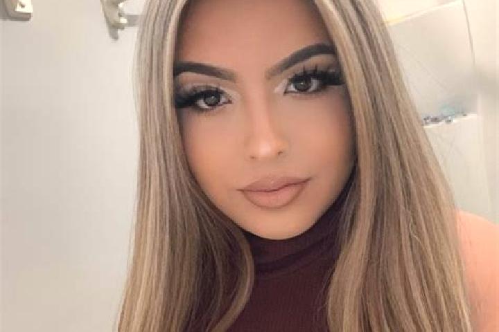Piper, 34, a blonde dark-eyed latina companion based in Frankfort. Offering Duos, Couples, Massage, Domination. Available for incall and outcall, day and eve...