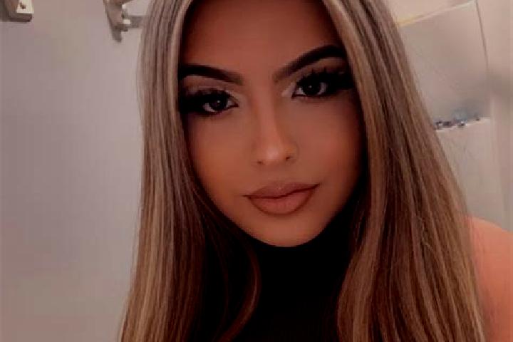 Piper, 35, a blonde brown-eyed latina companion based in Broadview Park. Offering CIM, Overnight, OWO. Available for incall and outcall, overnight bookings a...