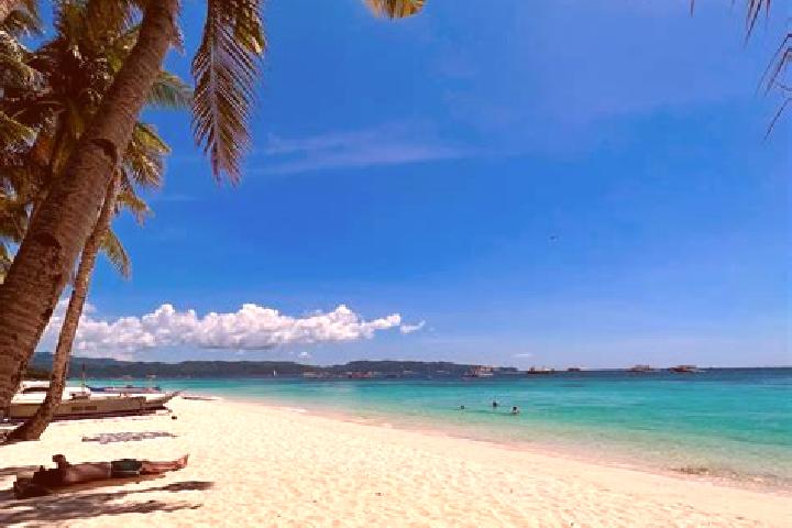 Piper, 35 — Escort in Balabag, Philippines