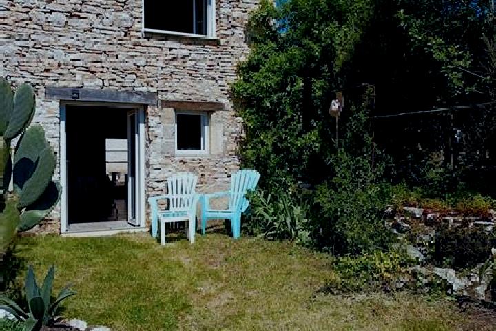Piper, 35 — Escort in Sainte-Eulalie, France