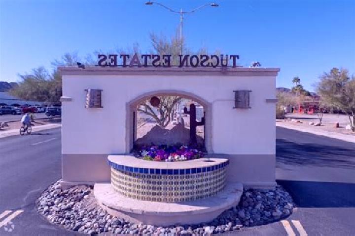 Piper, 35 — Escort in Tucson Estates, United States
