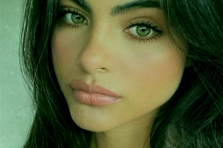 Piper, 36, a brunette brown-eyed mixed companion based in Xarardheere. Offering CIM, Massage, Couples, Striptease. Available for incall and outcall, overnigh...