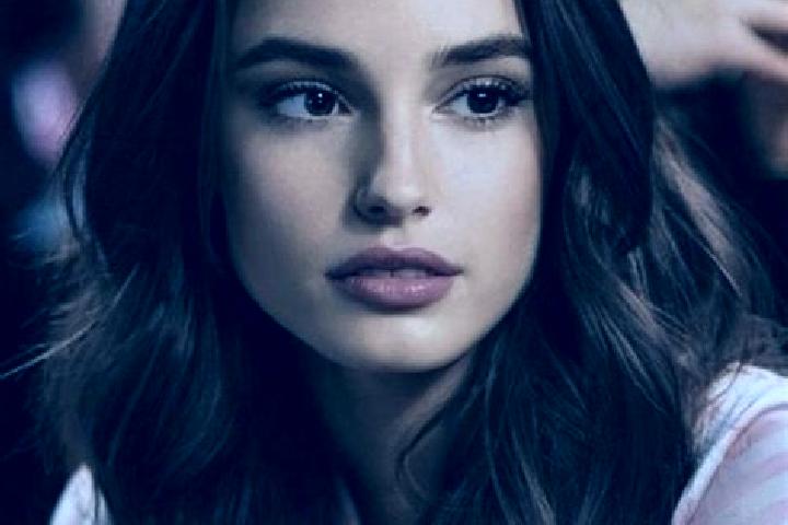 Piper, 36, a brunette brown-eyed slavic companion based in Majia. Offering Massage, Fetish, Domination, Erotic Massage, Deep French Kissing. Available for in...