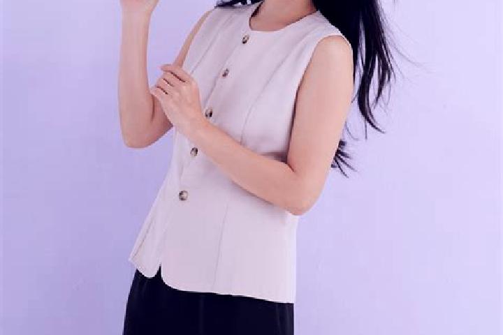 Piper, 36, a chestnut green-eyed latina companion based in Luoxiong. Offering Deep French Kissing, Striptease, CIM, Travel Companion. Available for incall an...