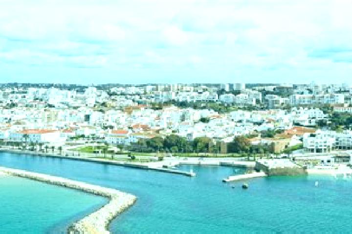 Piper, 36 — Escort in Pera, Portugal