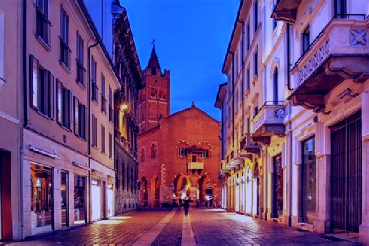Piper, 37 — Escort in Desio, Italy