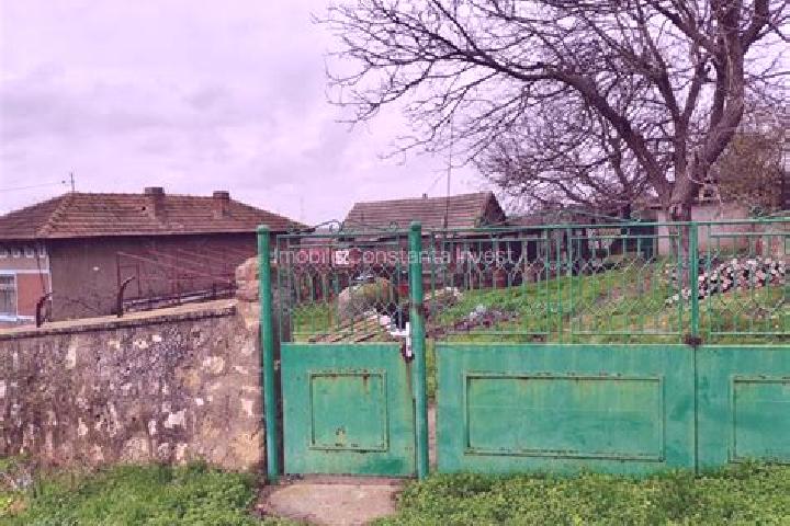Piper, 37 — Escort in Seimenii Mici, Romania