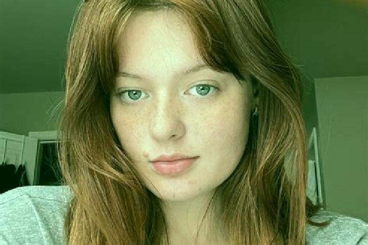 Piper, 38, a auburn amber-eyed latina companion based in Quilmana. Offering Party Girl, Duos, Couples, OWO. Available for incall and outcall, day and evening...
