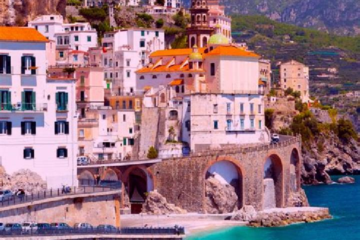 Piper, 38, a brunette green-eyed mediterranean companion based in Bouafoukro. Offering Travel Companion, Party Girl, Tantra. Available for incall and outcall...