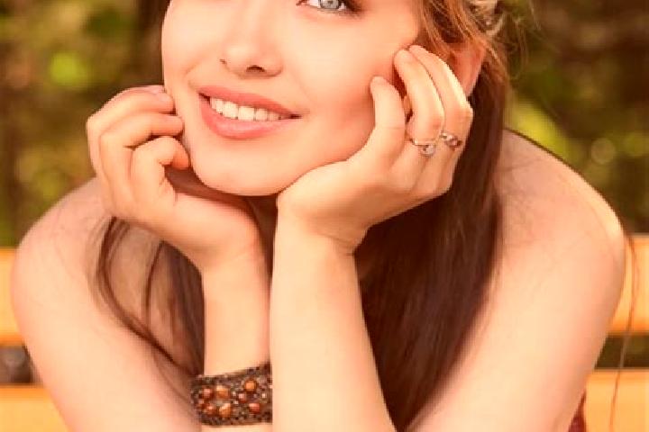 Piper, 38, a red blue-eyed asian companion based in Guarare Arriba. Offering Striptease, Deep French Kissing, Roleplay, GFE, Duos. Available for incall and o...