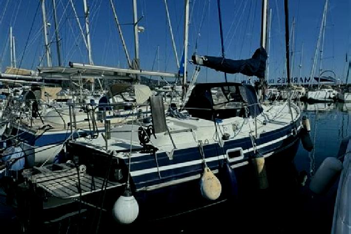 Piper, 38 — Escort in Vuillecin, France