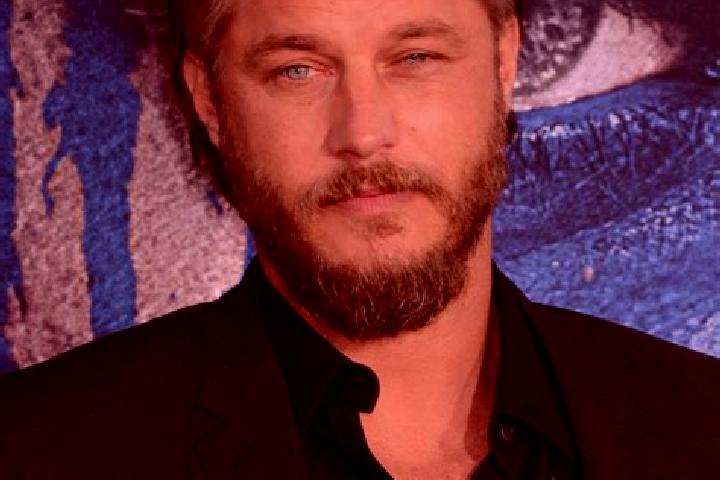 Piper, 39, a black blue-eyed caucasian companion based in Ranebennur. Offering CIM, OWO, Tantra, BDSM. Available for incall and outcall, day and evening dates.