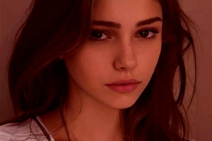 Piper, 39, a chestnut brown-eyed slavic companion based in Guimaraes. Offering Fetish, Deep French Kissing, Striptease. Available for incall and outcall, day...