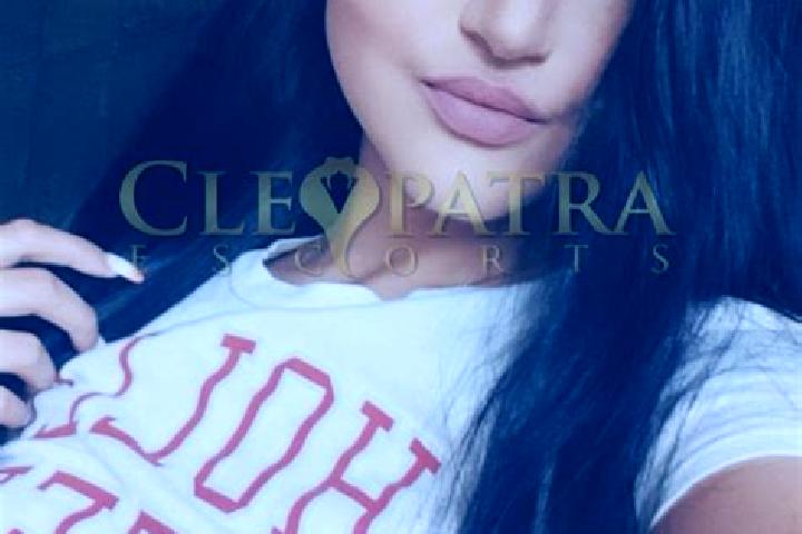 Piper, 39, a red grey-eyed indian companion based in McKenzie. Offering Couples, Striptease, Tantra, Domination, Party Girl. Available for incall and outcall...