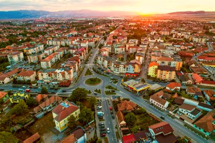 Piper, 39 — Escort in Calnic, Romania