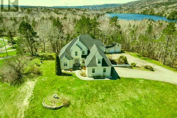 Piper, 39 — Escort in Howie Centre, Canada
