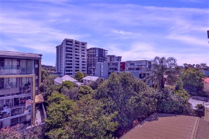 Piper, 39 — Escort in Woolloongabba, Australia