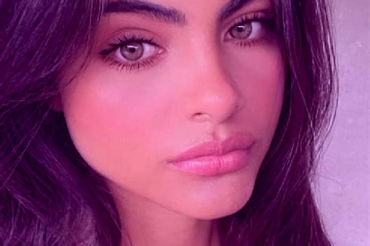 Quinn, 20, a brunette green-eyed latina companion based in Nahalal. Offering GFE, Striptease, Couples, OWO. Available for incall and outcall, day and evening...