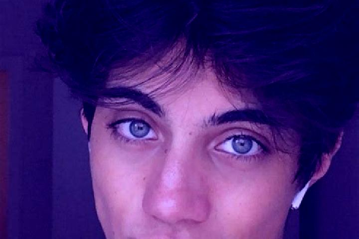 Quinn, 20, a chestnut grey-eyed caucasian companion based in Oedelem. Offering Domination, Girlfriend Experience, Prostate Massage, A-Level, Tantra. Availabl...