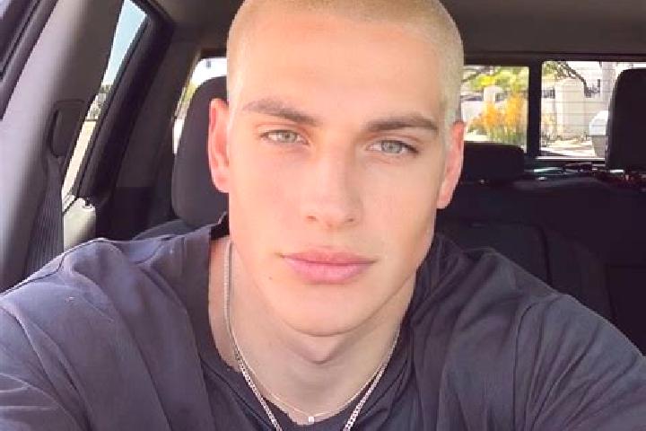 Quinn, 20, a dark blonde grey-eyed slavic companion based in Hampteau. Offering Dinner Date, Duos, Massage. Available for incall and outcall, day and evening...