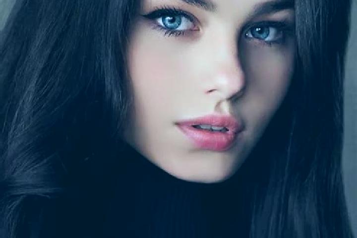 Quinn, 20, a red grey-eyed ebony companion based in Armenia. Offering Domination, A-Level, Party Girl. Available for incall and outcall, overnight bookings a...