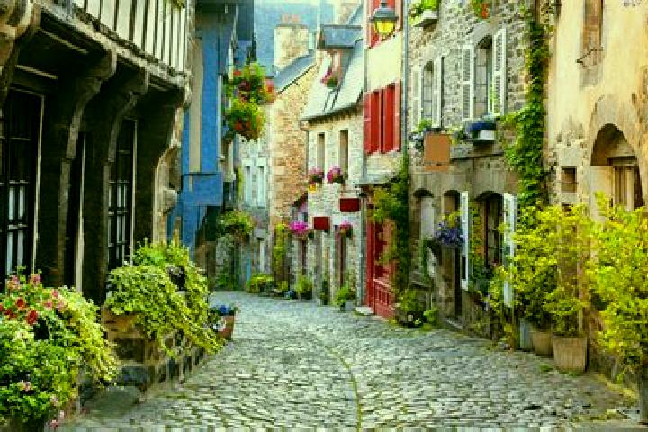 Quinn, 20 — Escort in Tuffe, France
