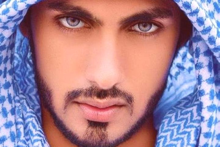 Quinn, 21, a auburn blue-eyed middle eastern companion based in Makahebli. Offering Tantra, Massage, Party Girl. Available for incall and outcall, overnight ...