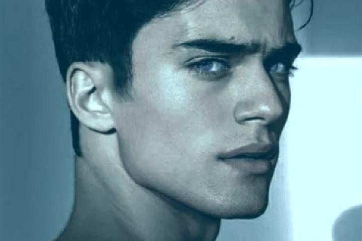 Quinn, 21, a chestnut grey-eyed slavic companion based in Sehnde. Offering Duos, Overnight, Striptease, BDSM. Available for incall and outcall, day and eveni...