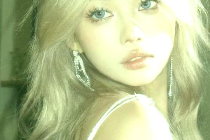 Quinn, 21, a dark blonde blue-eyed asian companion based in Verano. Offering Fetish, Striptease, Dinner Date, CIM, GFE. Available for incall and outcall, ove...