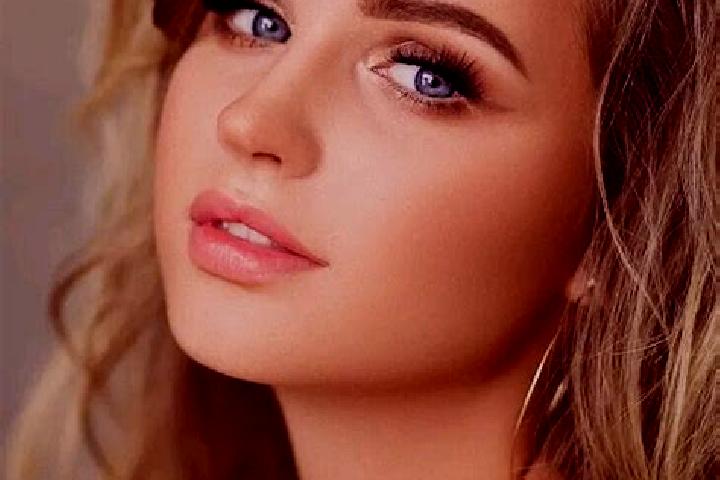 Quinn, 21, a dark blonde blue-eyed caucasian companion based in Hetian. Offering Striptease, GFE, Couples. Available for incall and outcall, overnight bookin...