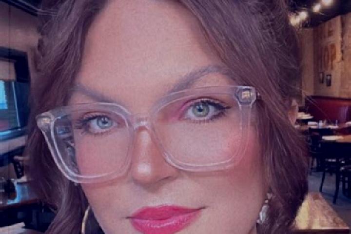 Quinn, 21 — Escort in Blissfield, United States