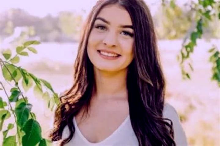 Quinn, 21 — Escort in Oroville East, United States