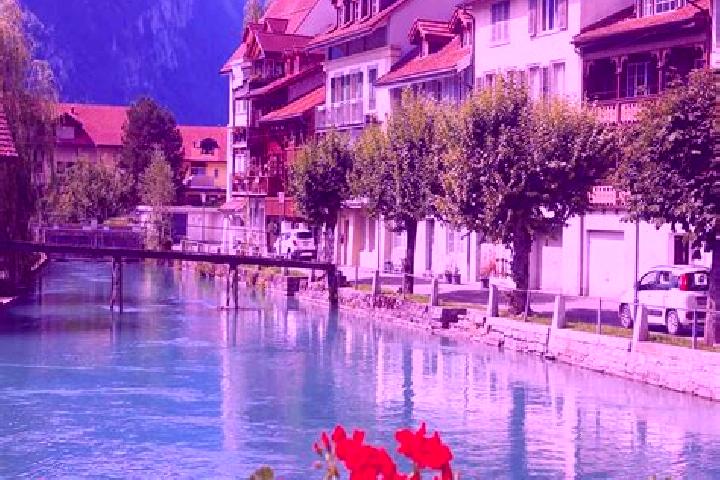 Quinn, 21 — Escort in Zaziwil, Switzerland