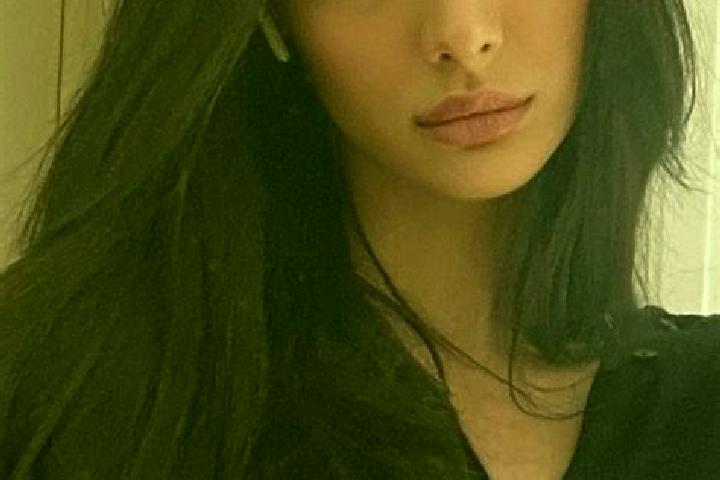 Quinn, 22, a black dark-eyed middle eastern companion based in Sticna. Offering CIM, Couples, Erotic Massage, Party Girl. Available for incall and outcall, d...