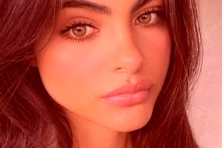 Quinn, 22, a brunette green-eyed indian companion based in Eleousa. Offering Girlfriend Experience, BDSM, Deep French Kissing. Available for incall and outca...