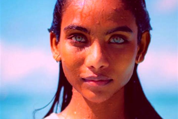 Quinn, 22, a red blue-eyed indian companion based in Altenstadt. Offering Deep French Kissing, BDSM, Massage, Travel Companion. Available for incall and outc...