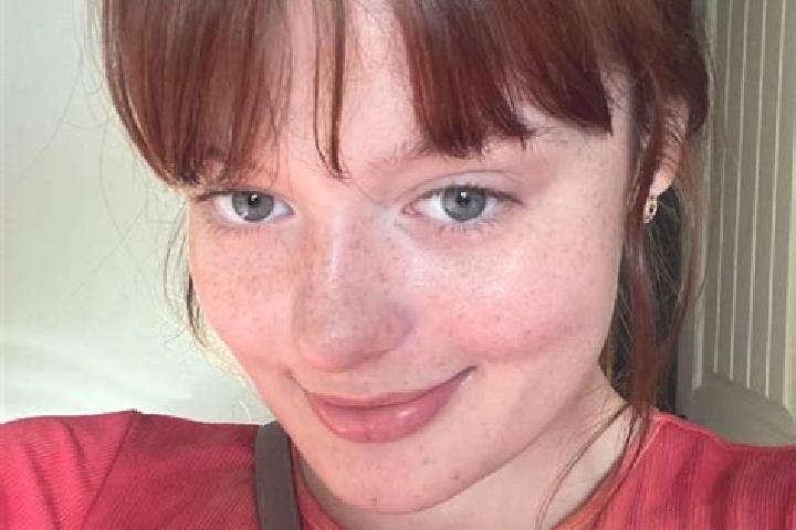Quinn, 22, a red green-eyed caucasian companion based in Kleinostheim. Offering BDSM, Travel Companion, Prostate Massage, Couples. Available for incall and o...