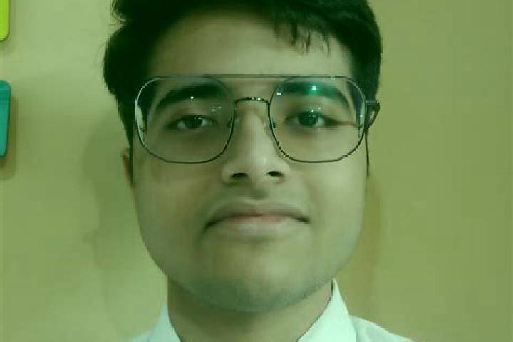 Quinn, 22 — Escort in Haludbani, India