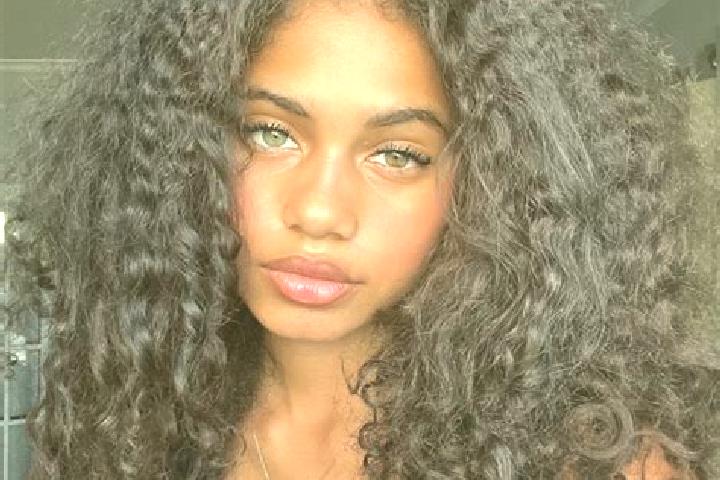 Quinn, 23, a auburn blue-eyed ebony companion based in Calderitas. Offering OWO, Dinner Date, Prostate Massage. Available for incall and outcall, overnight b...