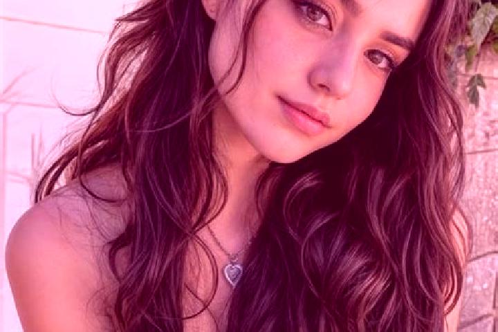 Quinn, 23, a auburn hazel-eyed caribbean companion based in Belmopan. Offering Deep French Kissing, 69, Striptease, Duos, Domination. Available for incall an...